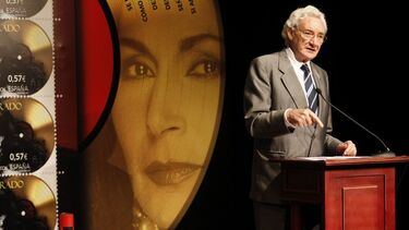 Luis del Olmo durante la presentación del sello Rocío Jurado.