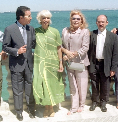 Rocío, José Ortega Cano, Teofila Martínez, Rafael Román en la inauguración de una plaza