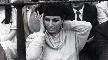 Rocío con la montera de Espartaco