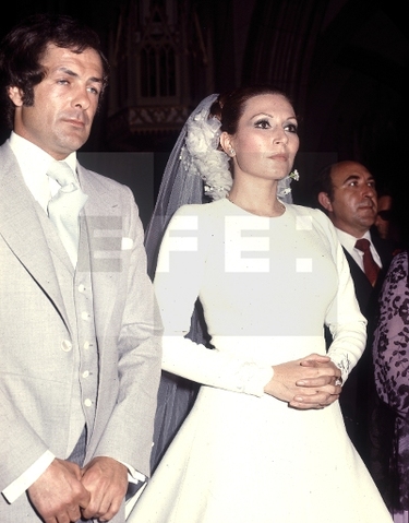 Rocío Jurado y Pedro Carrasco durante la boda religiosa