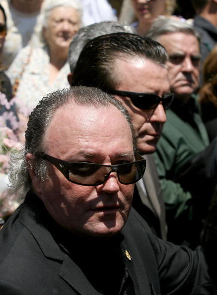 El hermano, Amador Mohedano, con un gesto de dolor