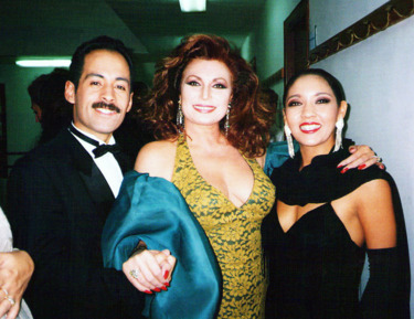 Rocío con admiradores