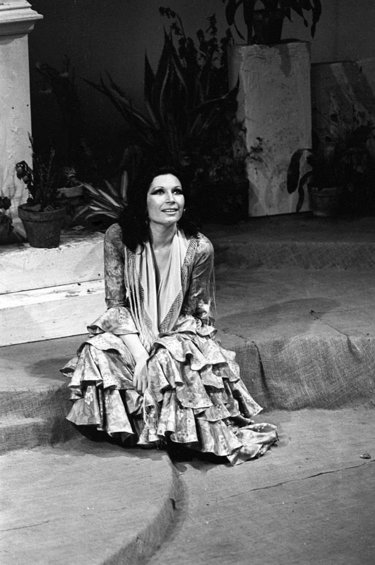 Rocío Jurado durante la actuación teatral de «Cancionera»