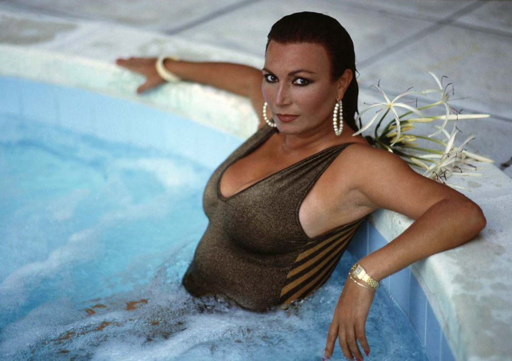 Rocío en la piscina