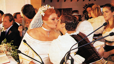Rocío Jurado y su hija Rocío Carrasco el día de la boda