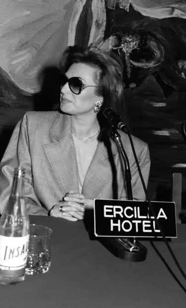 Rocío Jurado durante una conferencia de prensa