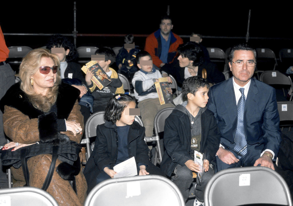 Rocío con José y los niños, Gloria Camila y José Fernando