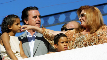 Rocío Jurado, José Ortega Cano, José Fernando y Gloria Camila en la procesión de la Vírgen de Regla