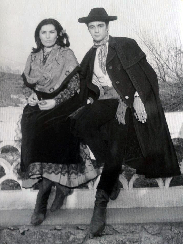 Rocío Jurado y Agustín Trialasos Velasco en la fiesta del Pero-Palo