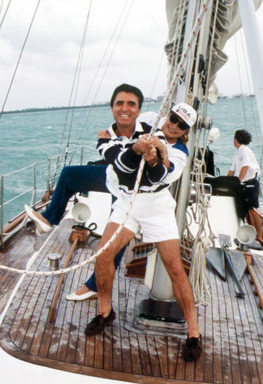 Rocío Jurado y José Ortega Cano en un barco