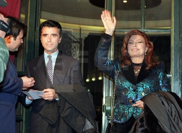 José Ortega Cano y Rocío Jurado hacen su entrada en el Teatro Lope de Vega