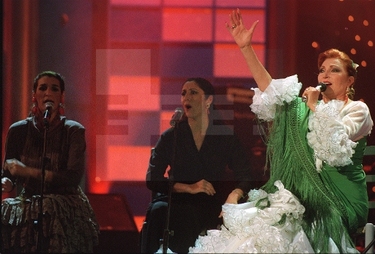 Rocío durante una de sus actuaciones en la gala «Día de Andalucía»
