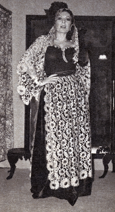 Rocío luce un modelo de la casa Godelia